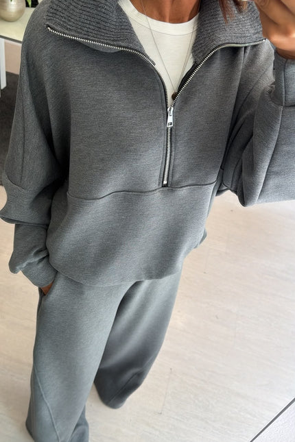 Set tuta grigio medio kn