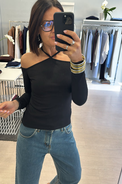 Maglia spalle scese nera