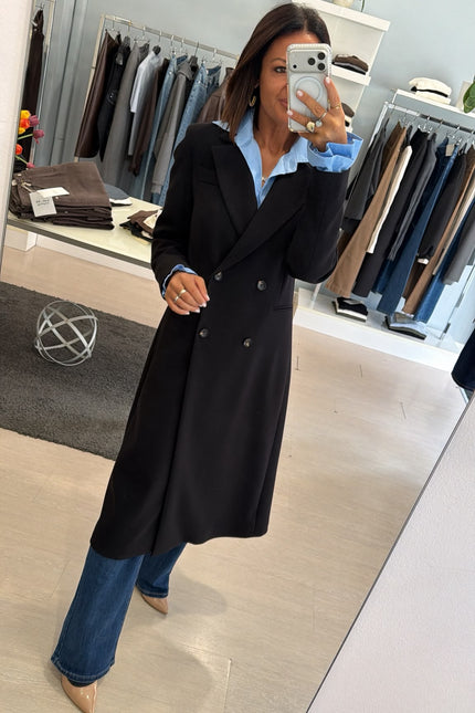 Cappotto nero Ak
