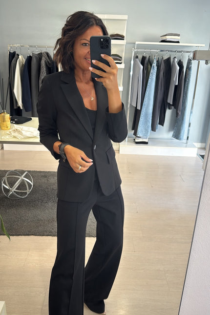 Giacca slim completo punto milano nera kn