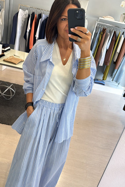 Camicia oversize a righe bianca azzurra cc