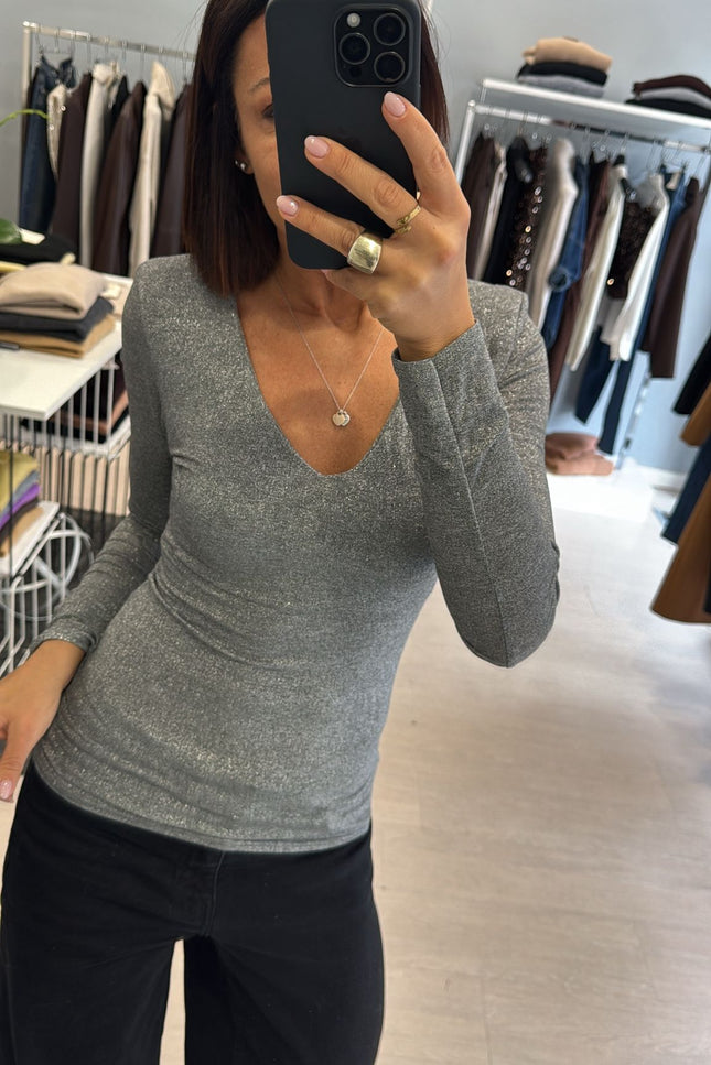 Maglia filo in lurex grigia