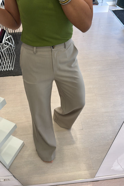 Pantalone completo sabbia