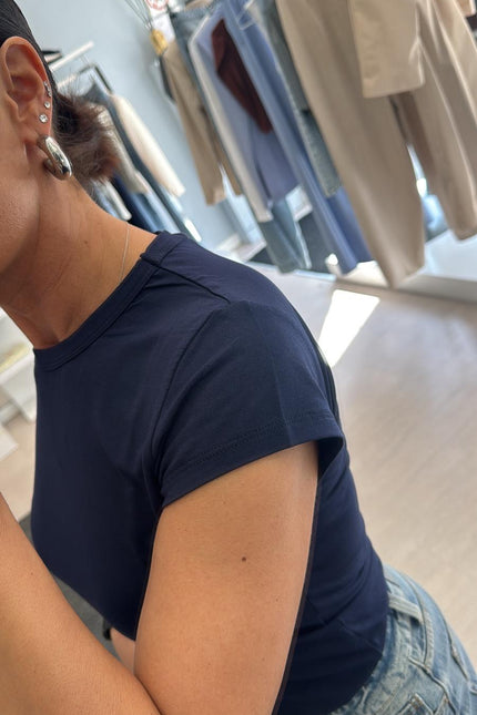 T-shirt girocollo blu kn