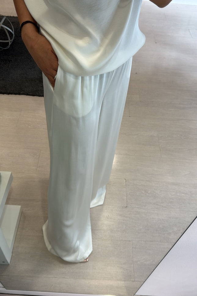 Pantalone latte kk