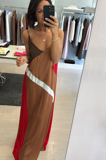 Abito lungo geometrico in satin kk