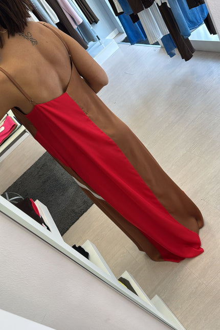 Abito lungo geometrico in satin kk