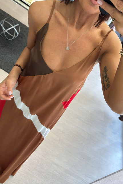 Abito lungo geometrico in satin kk