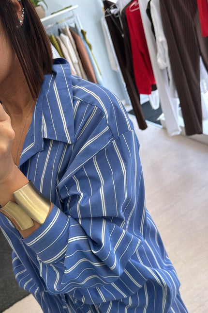 Camicia oversize a righe azzurro avio  cc