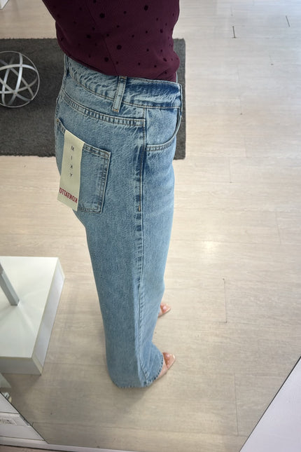 Jeans chiusura incrociata kn