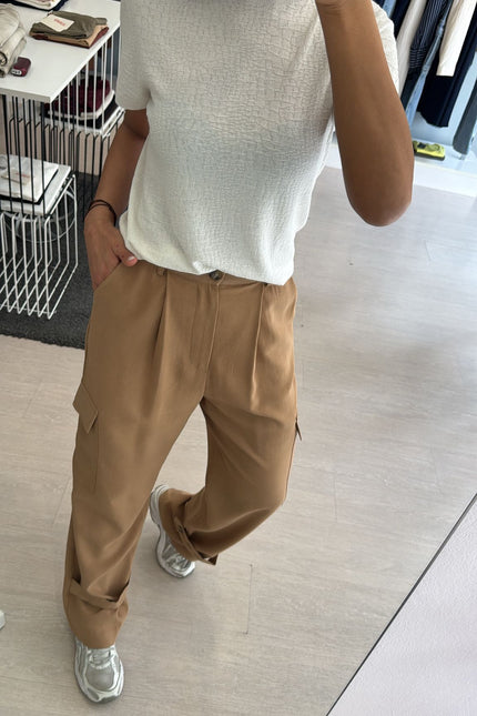 Pantalone cargo cammello ak