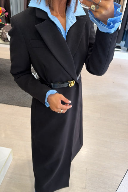 Cappotto nero Ak