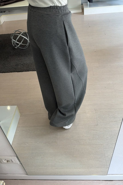 Set tuta grigio medio kn
