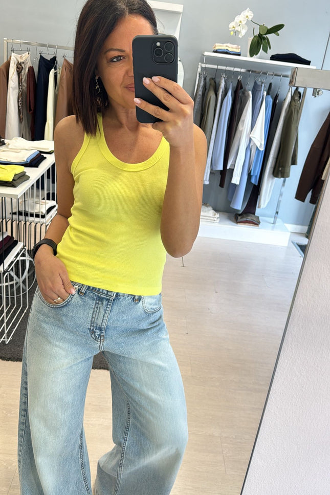 Canotta scollo all'americana gialla