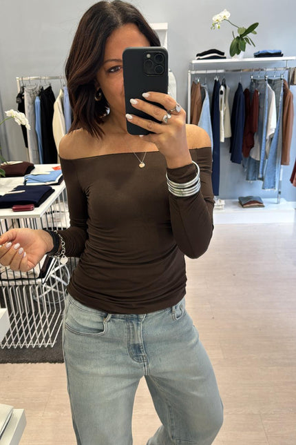 Scollo a barca modal cioccolato