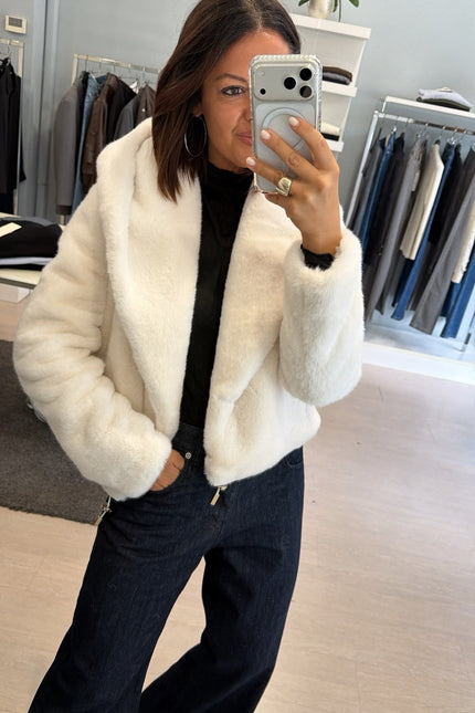 Pelliccia eco bianca yl