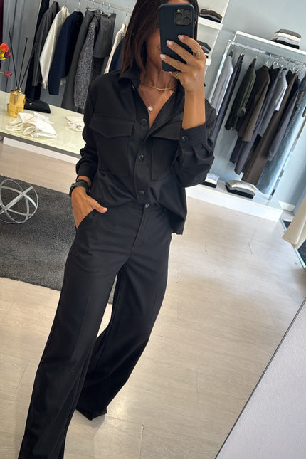 Pantalone dritto completo overshirt nero ak