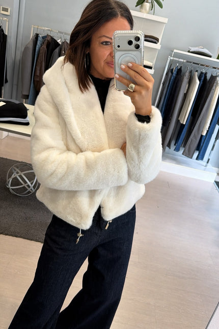 Pelliccia eco bianca yl