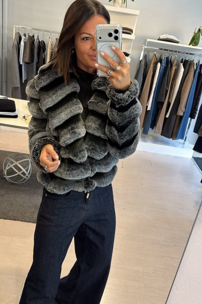 Pelliccia eco grigio sfumato yl
