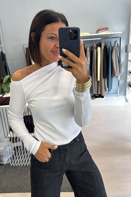 Maglia spalla scesa bianca