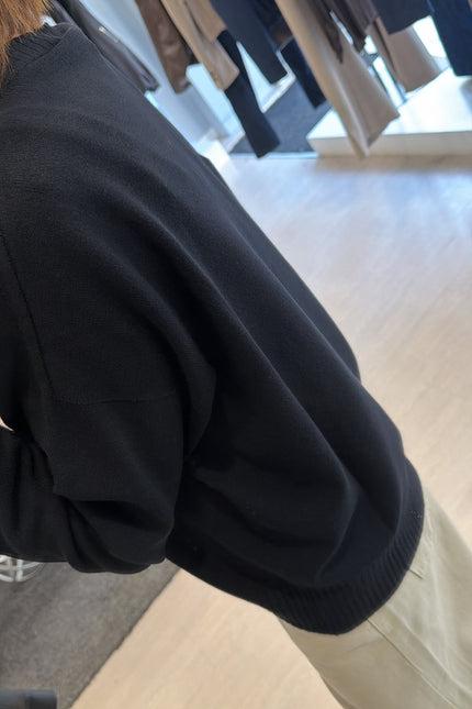 Girocollo nero kn