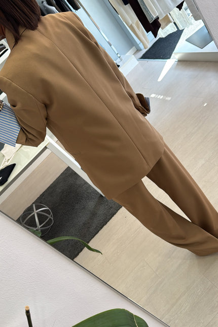 Blazer cammello completo ak