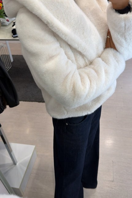 Pelliccia eco bianca yl