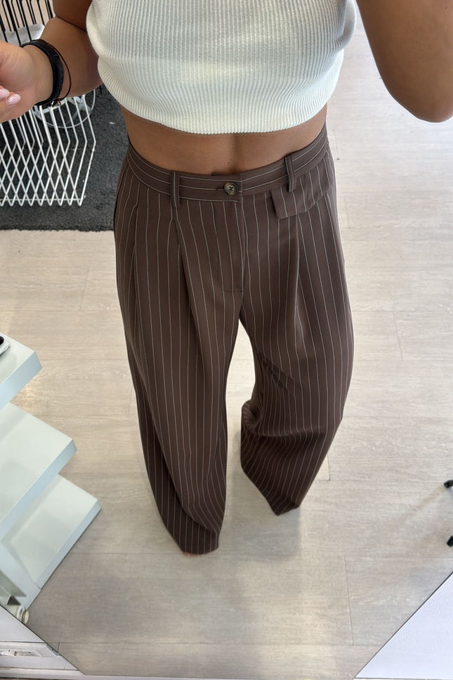 Pantalone completo gessato
