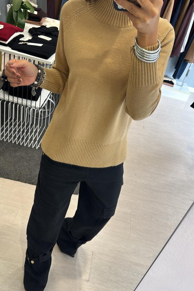 Dolcevita cratere cammello