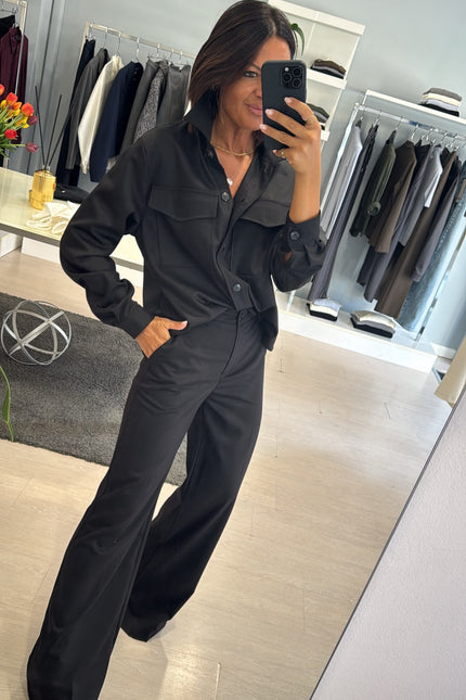 Pantalone dritto completo overshirt nero ak