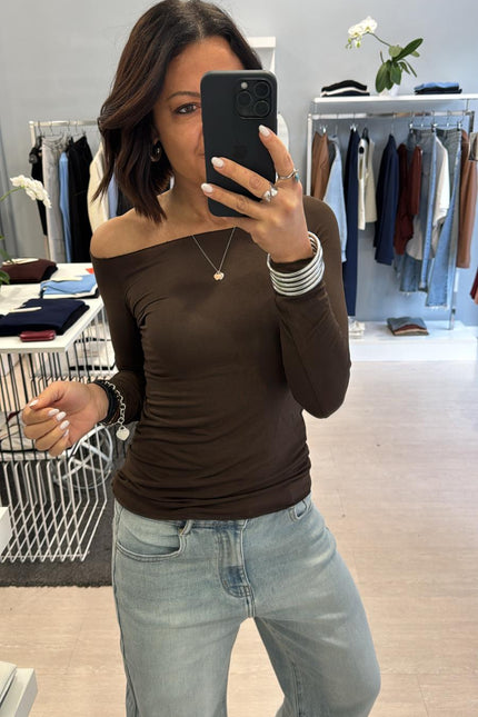 Scollo a barca modal cioccolato