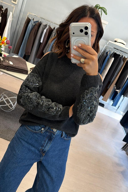 Girocollo antracite in maglia con ricamo kk