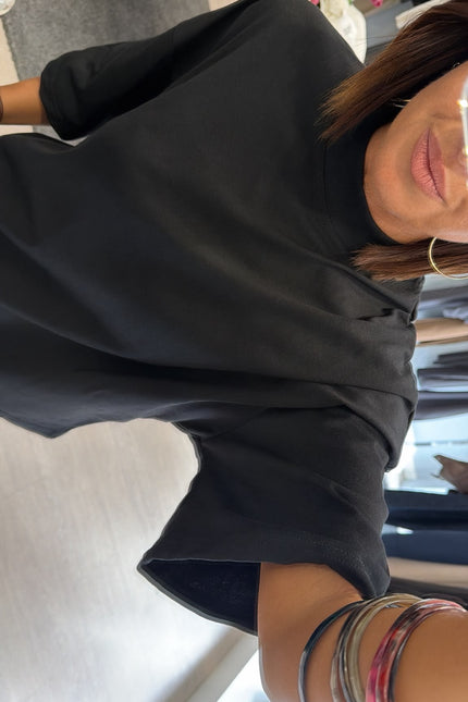 T-shirt oversize nera kk