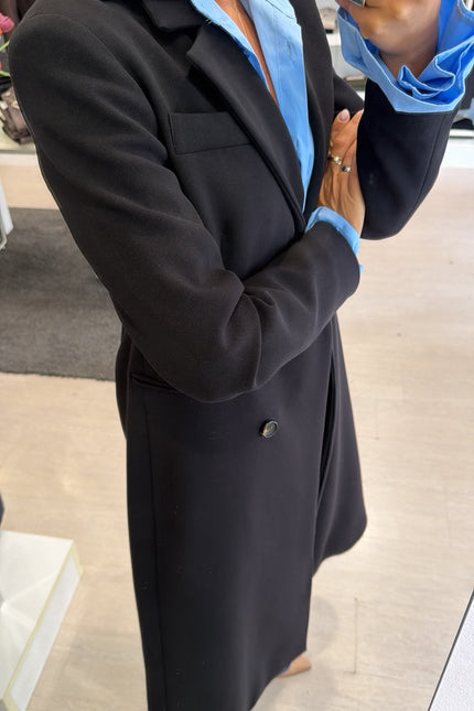 Cappotto nero Ak