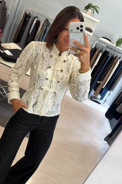 Camicia in pizzo avorio kk