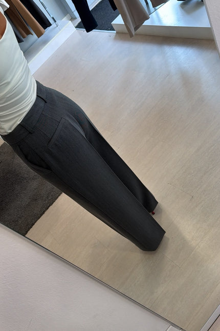 Pantalone antracite micro-gessato completo kn