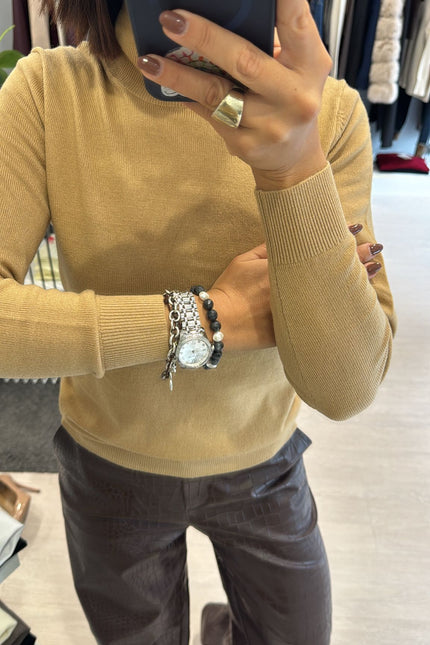 Dolcevita lana merino cammello