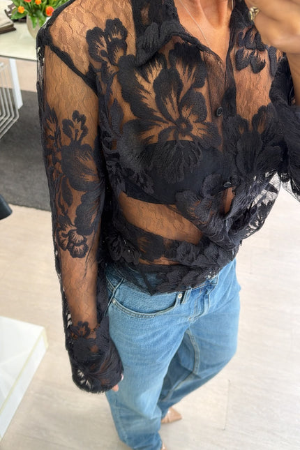 Camicia in pizzo a motivo floreale kk