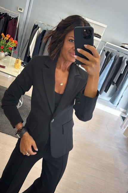 Giacca slim completo punto milano nera kn