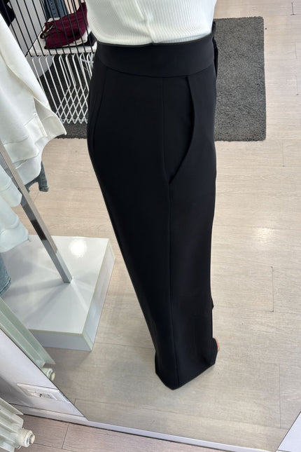 Pantalone completo nero kk