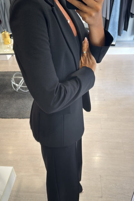 Giacca slim completo punto milano nera kn