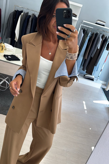 Blazer cammello completo ak
