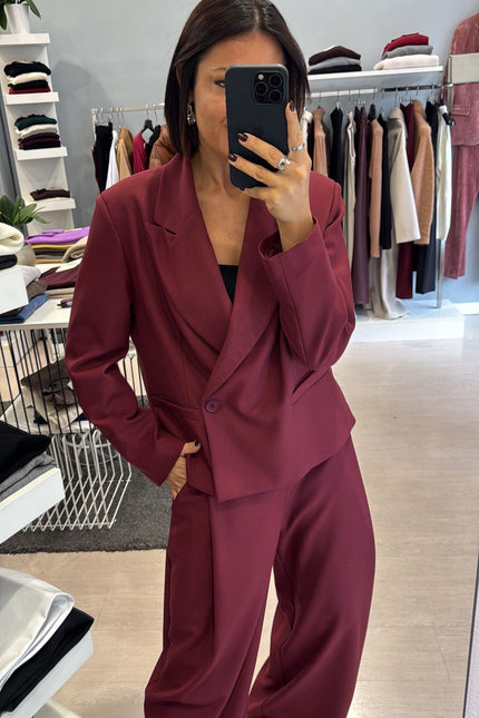 Giacca over bordeaux