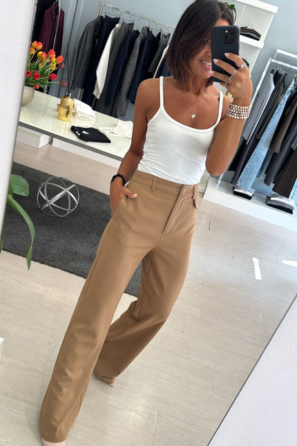 Pantalone cammello completo ak