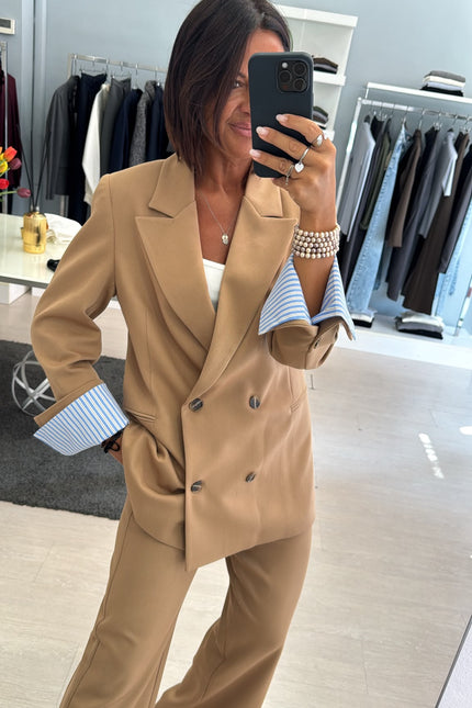 Blazer cammello completo ak