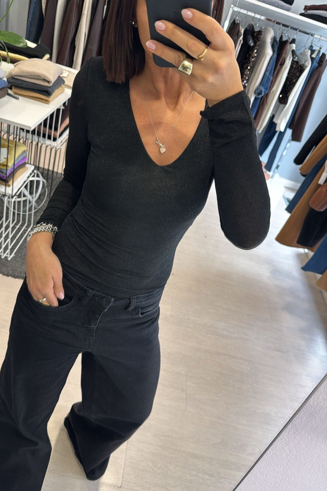 Maglia in filo di lurex nera