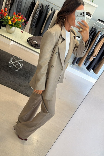 Pantalone dritto completo tortora ak