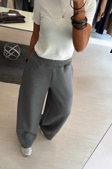 Set tuta grigio medio kn