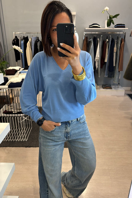 Maglia scollo v azzurro