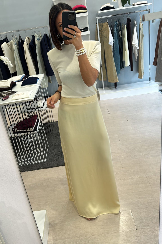 Gonna in satin burro kk